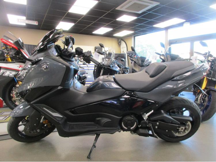 YAMAHA XP T-MAX 560 TECH MAX