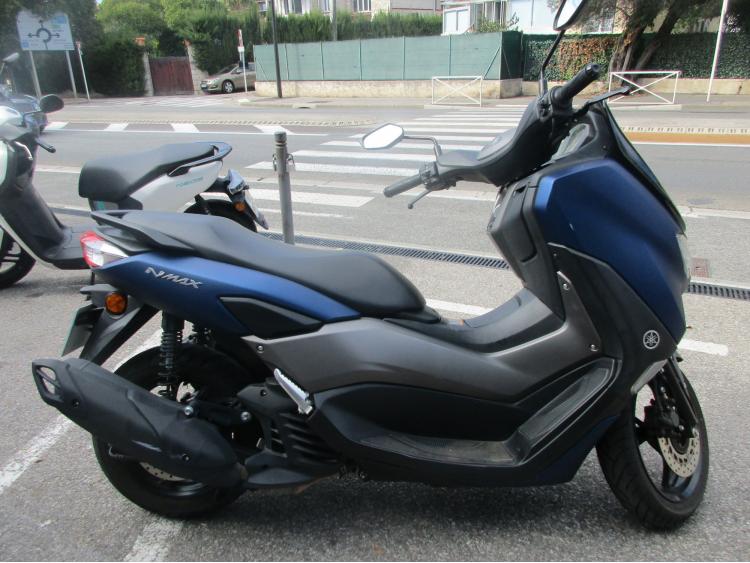 YAMAHA NMAX 125