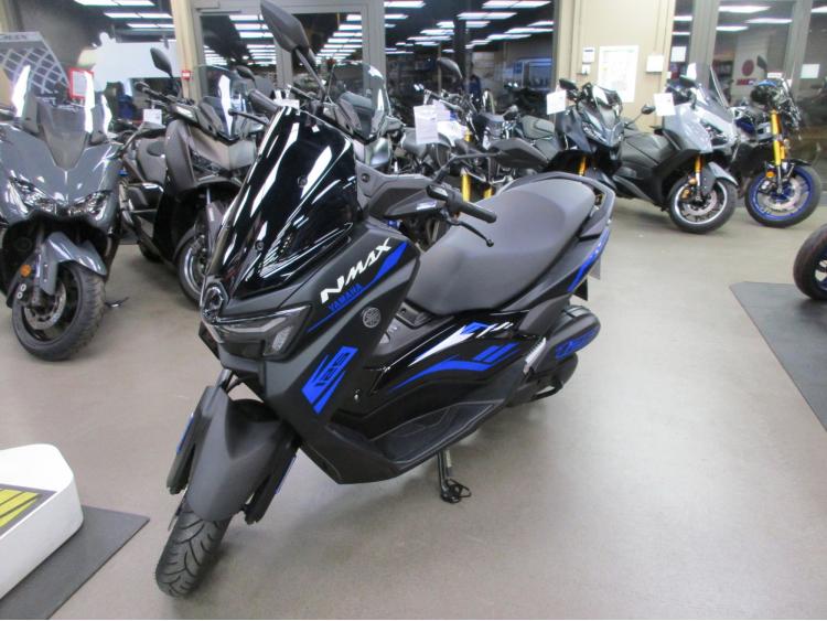 YAMAHA NMAX 125