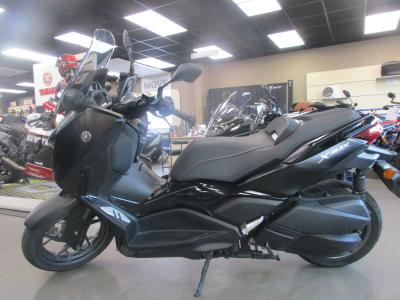 YAMAHA XMAX 300 Tech Max